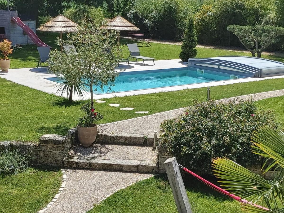 Les Marguerites Panzió Champdolent Kültér fotó